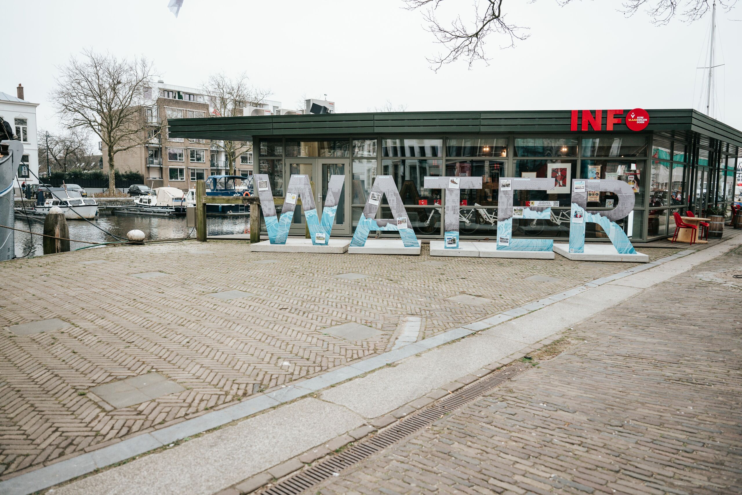 WATER met infopunt Gaby Jongenelen