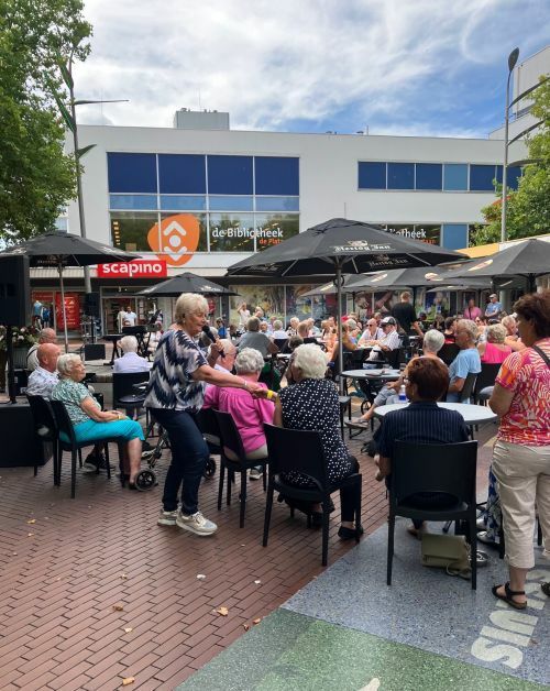 Foto van het optreden van Rita Young