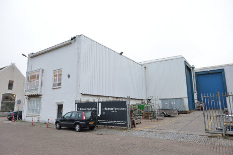 Vooraanzicht van een gebouw bij Koningin Wilhelminahaven ZZ