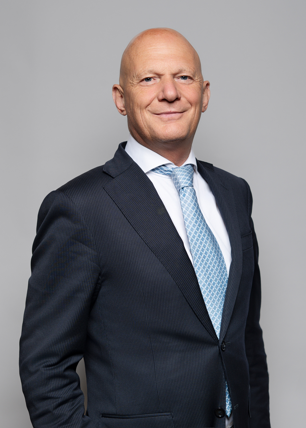 Portretfoto burgemeester Bert Wijbenga